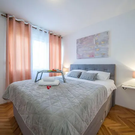 Apartment Nice
